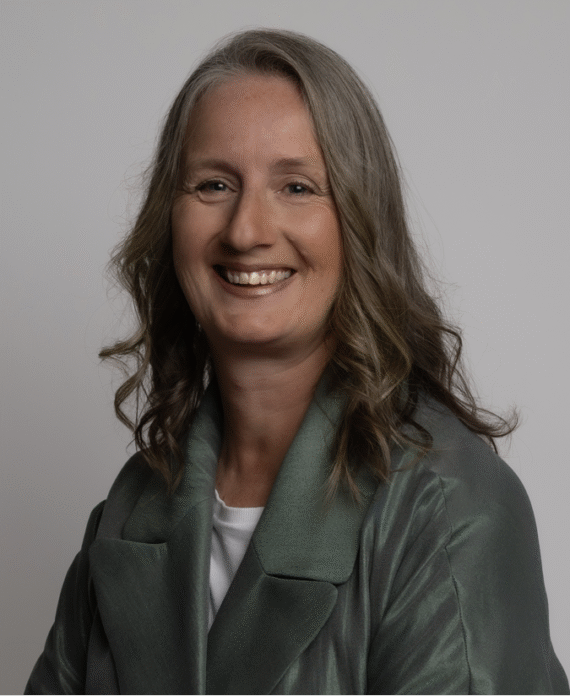 Justine Dredge
